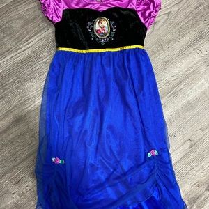 Disney Anna nightgown